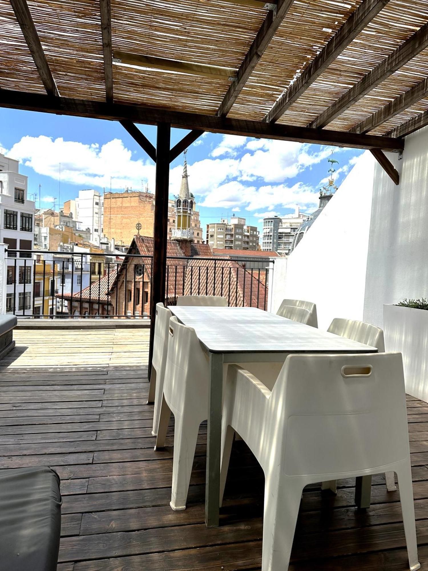 Mercado Central Suites Valencia Exteriör bild