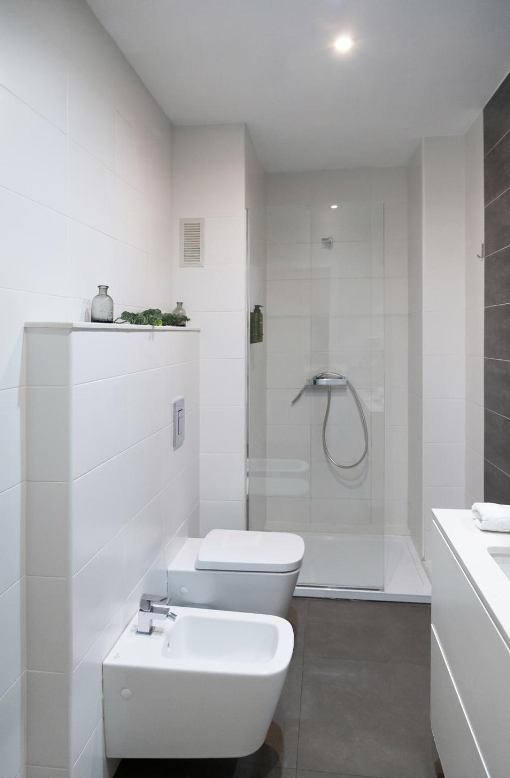 Mercado Central Suites Valencia Exteriör bild
