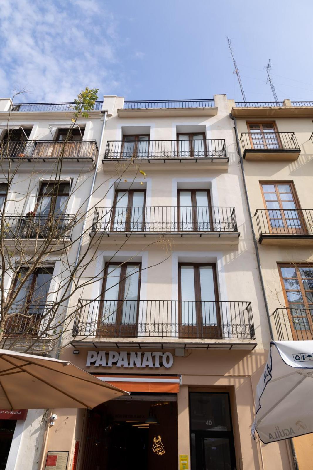 Mercado Central Suites Valencia Exteriör bild